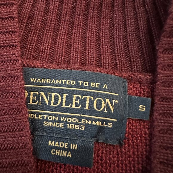 Pendleton Wool Blend Burgundy Aztec Print Long Sweater Cardigan Women's SMALL - Picture 3 of 6